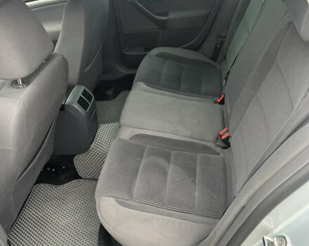 Серый Фольксваген Гольф, объемом двигателя 1.39 л и пробегом 241 тыс. км за 7000 $, фото 6 на Automoto.ua