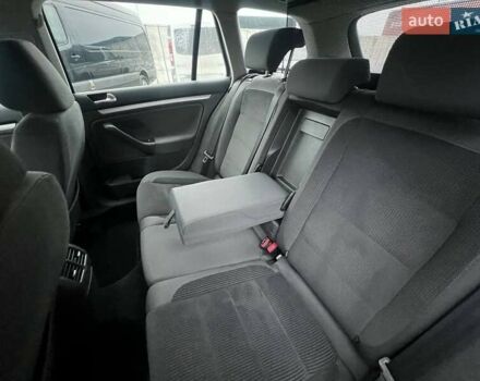 Серый Фольксваген Гольф, объемом двигателя 1.4 л и пробегом 263 тыс. км за 6500 $, фото 19 на Automoto.ua