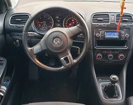 Сірий Фольксваген Гольф, об'ємом двигуна 2 л та пробігом 280 тис. км за 7500 $, фото 3 на Automoto.ua