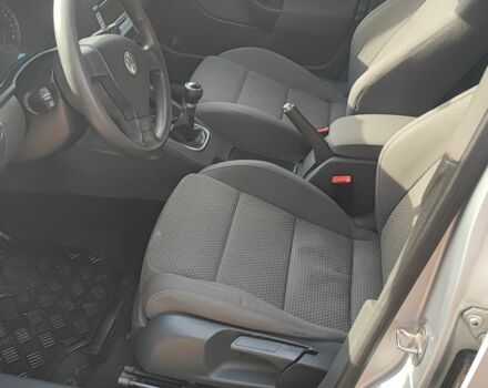 Сірий Фольксваген Гольф, об'ємом двигуна 2 л та пробігом 414 тис. км за 3000 $, фото 6 на Automoto.ua