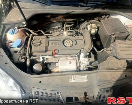 Серый Фольксваген Гольф, объемом двигателя 1.4 л и пробегом 233 тыс. км за 4800 $, фото 4 на Automoto.ua