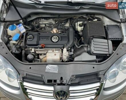 Серый Фольксваген Гольф, объемом двигателя 1.4 л и пробегом 214 тыс. км за 6200 $, фото 34 на Automoto.ua