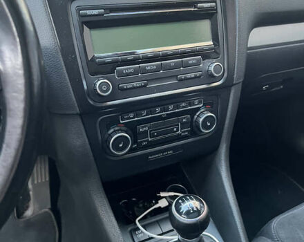 Серый Фольксваген Гольф, объемом двигателя 1.39 л и пробегом 277 тыс. км за 7300 $, фото 9 на Automoto.ua