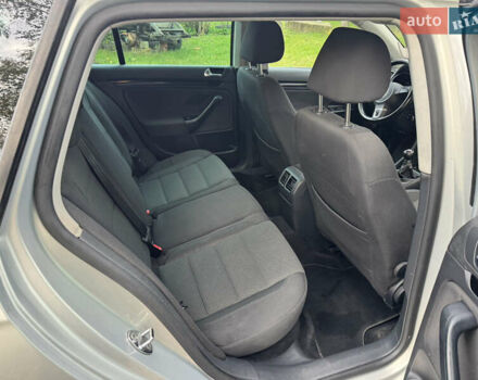 Серый Фольксваген Гольф, объемом двигателя 1.39 л и пробегом 257 тыс. км за 5750 $, фото 27 на Automoto.ua