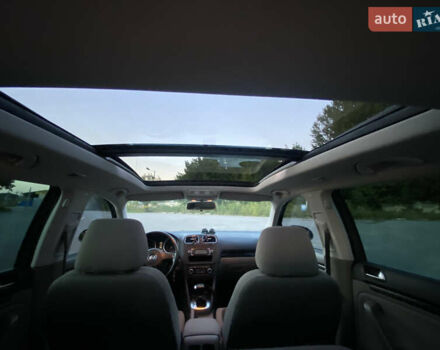 Серый Фольксваген Гольф, объемом двигателя 1.6 л и пробегом 220 тыс. км за 8900 $, фото 16 на Automoto.ua