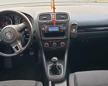 Сірий Фольксваген Гольф, об'ємом двигуна 2 л та пробігом 280 тис. км за 7500 $, фото 1 на Automoto.ua