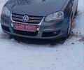 Серый Фольксваген Гольф, объемом двигателя 1.6 л и пробегом 243 тыс. км за 6850 $, фото 1 на Automoto.ua