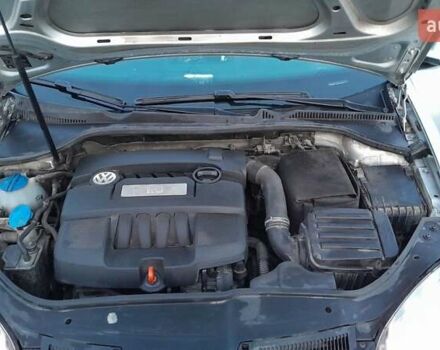 Серый Фольксваген Гольф, объемом двигателя 1.6 л и пробегом 370 тыс. км за 4900 $, фото 12 на Automoto.ua