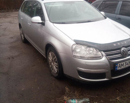 Серый Фольксваген Гольф, объемом двигателя 1.6 л и пробегом 260 тыс. км за 5999 $, фото 1 на Automoto.ua