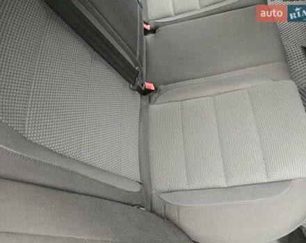 Серый Фольксваген Гольф, объемом двигателя 1.6 л и пробегом 260 тыс. км за 7400 $, фото 41 на Automoto.ua