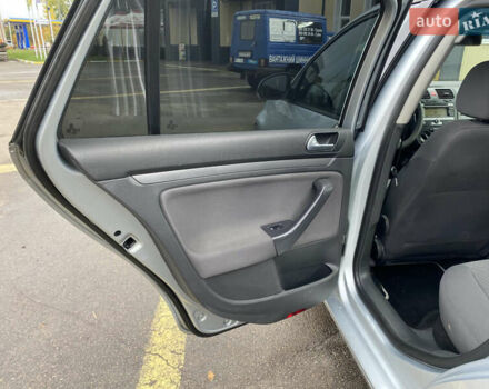 Сірий Фольксваген Гольф, об'ємом двигуна 1.6 л та пробігом 206 тис. км за 6750 $, фото 24 на Automoto.ua