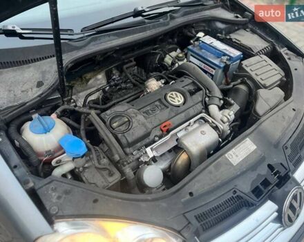 Серый Фольксваген Гольф, объемом двигателя 1.4 л и пробегом 263 тыс. км за 6500 $, фото 57 на Automoto.ua