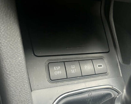 Серый Фольксваген Гольф, объемом двигателя 1.39 л и пробегом 250 тыс. км за 5912 $, фото 7 на Automoto.ua