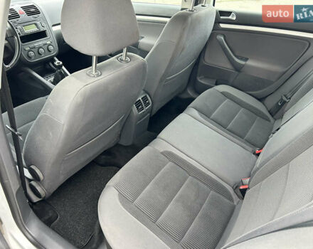 Серый Фольксваген Гольф, объемом двигателя 1.4 л и пробегом 172 тыс. км за 5100 $, фото 7 на Automoto.ua