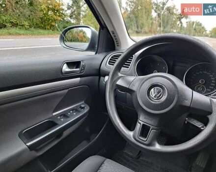 Фольксваген Гольф 2009 в Нетешине на Automoto.ua Серый Фольксваген Гольф, объемом двигателя 1.6 л и пробегом 245 тыс. км за 6900 $, фото 18 на Automoto.ua