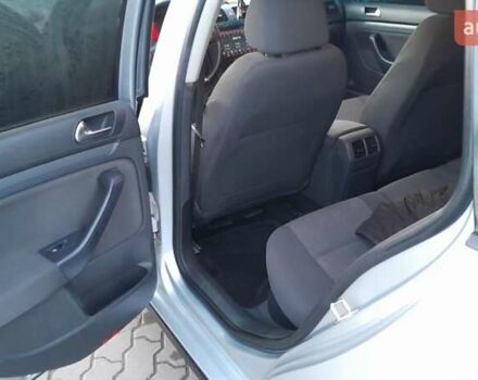 Серый Фольксваген Гольф, объемом двигателя 1.6 л и пробегом 370 тыс. км за 4900 $, фото 7 на Automoto.ua