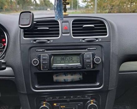 Фольксваген Гольф 2009 в Нетешине на Automoto.ua Серый Фольксваген Гольф, объемом двигателя 1.6 л и пробегом 245 тыс. км за 6900 $, фото 24 на Automoto.ua