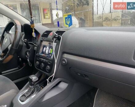 Серый Фольксваген Гольф, объемом двигателя 1.9 л и пробегом 343 тыс. км за 5950 $, фото 5 на Automoto.ua