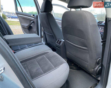 Серый Фольксваген Гольф, объемом двигателя 1.9 л и пробегом 343 тыс. км за 5900 $, фото 81 на Automoto.ua