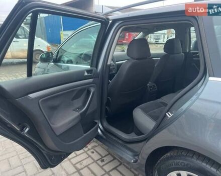 Серый Фольксваген Гольф, объемом двигателя 1.4 л и пробегом 263 тыс. км за 6500 $, фото 14 на Automoto.ua