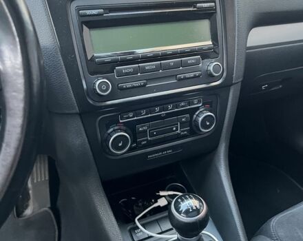 Серый Фольксваген Гольф, объемом двигателя 1.4 л и пробегом 277 тыс. км за 7300 $, фото 7 на Automoto.ua