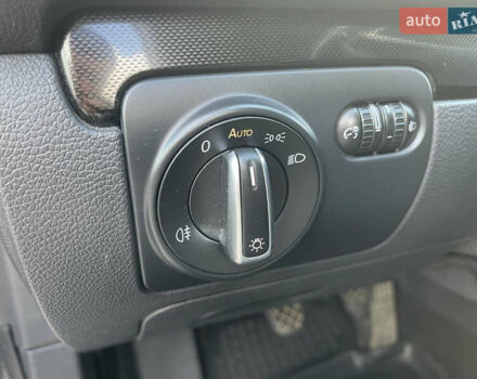 Серый Фольксваген Гольф, объемом двигателя 1.6 л и пробегом 342 тыс. км за 7200 $, фото 13 на Automoto.ua