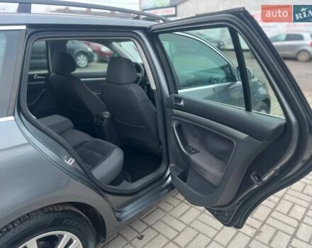 Серый Фольксваген Гольф, объемом двигателя 1.4 л и пробегом 263 тыс. км за 6500 $, фото 52 на Automoto.ua