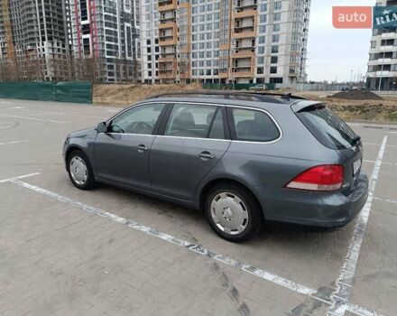 Сірий Фольксваген Гольф, об'ємом двигуна 1.39 л та пробігом 211 тис. км за 6400 $, фото 3 на Automoto.ua