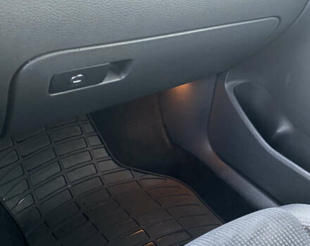 Серый Фольксваген Гольф, объемом двигателя 1.39 л и пробегом 243 тыс. км за 5499 $, фото 13 на Automoto.ua