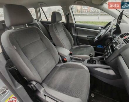 Серый Фольксваген Гольф, объемом двигателя 1.4 л и пробегом 245 тыс. км за 6200 $, фото 20 на Automoto.ua