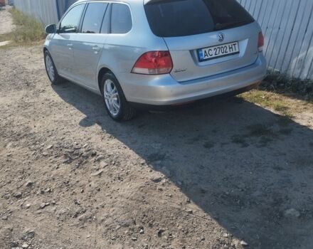 Серый Фольксваген Гольф, объемом двигателя 1.4 л и пробегом 232 тыс. км за 5600 $, фото 1 на Automoto.ua