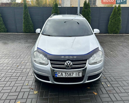 Фольксваген Гольф 2009 в Черкассах на Automoto.ua Серый Фольксваген Гольф, объемом двигателя 1.9 л и пробегом 221 тыс. км за 6950 $, фото 8 на Automoto.ua