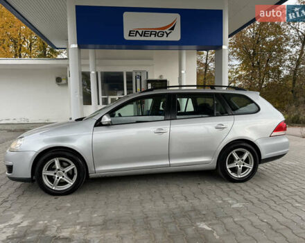 Фольксваген Гольф 2009 у Сокинянах на Automoto.ua Сірий Фольксваген Гольф, об'ємом двигуна 1.6 л та пробігом 268 тис. км за 4999 $, фото 1 на Automoto.ua