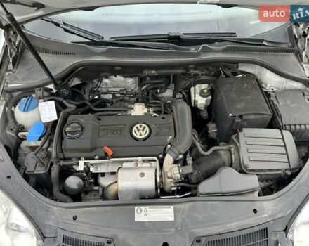 Серый Фольксваген Гольф, объемом двигателя 1.4 л и пробегом 172 тыс. км за 5100 $, фото 12 на Automoto.ua