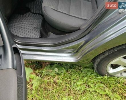 Серый Фольксваген Гольф, объемом двигателя 1.6 л и пробегом 260 тыс. км за 7400 $, фото 22 на Automoto.ua