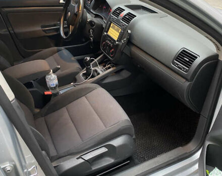 Серый Фольксваген Гольф, объемом двигателя 1.9 л и пробегом 260 тыс. км за 5300 $, фото 6 на Automoto.ua