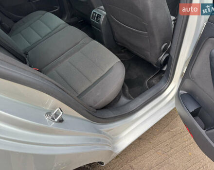 Серый Фольксваген Гольф, объемом двигателя 1.39 л и пробегом 257 тыс. км за 5750 $, фото 26 на Automoto.ua