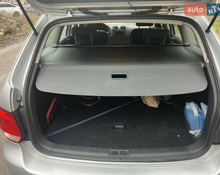 Серый Фольксваген Гольф, объемом двигателя 1.39 л и пробегом 250 тыс. км за 5912 $, фото 24 на Automoto.ua