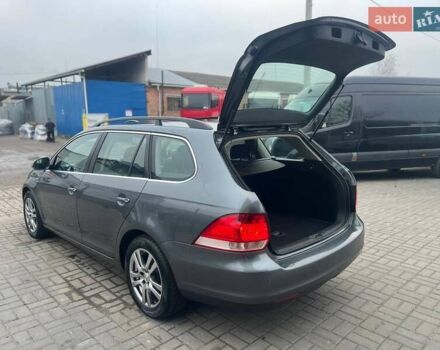 Серый Фольксваген Гольф, объемом двигателя 1.4 л и пробегом 263 тыс. км за 6500 $, фото 7 на Automoto.ua
