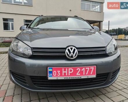 Серый Фольксваген Гольф, объемом двигателя 1.6 л и пробегом 253 тыс. км за 7700 $, фото 1 на Automoto.ua