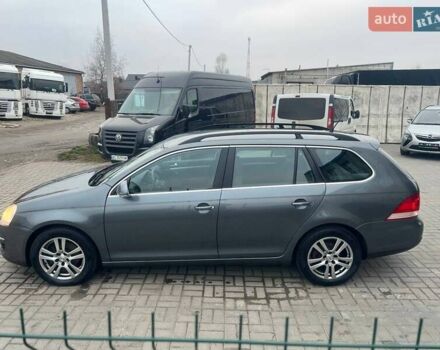 Серый Фольксваген Гольф, объемом двигателя 1.4 л и пробегом 263 тыс. км за 6500 $, фото 6 на Automoto.ua