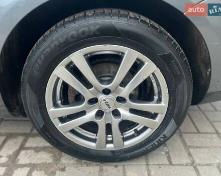 Серый Фольксваген Гольф, объемом двигателя 1.4 л и пробегом 263 тыс. км за 6500 $, фото 12 на Automoto.ua