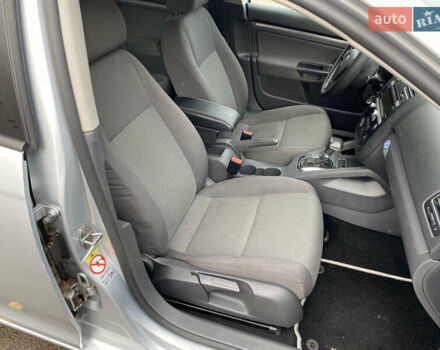 Сірий Фольксваген Гольф, об'ємом двигуна 1.6 л та пробігом 206 тис. км за 6750 $, фото 15 на Automoto.ua