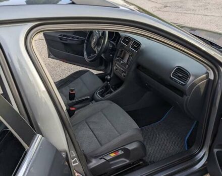 Сірий Фольксваген Гольф, об'ємом двигуна 1.6 л та пробігом 299 тис. км за 6550 $, фото 8 на Automoto.ua