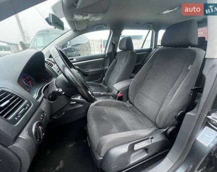 Серый Фольксваген Гольф, объемом двигателя 1.4 л и пробегом 263 тыс. км за 6500 $, фото 28 на Automoto.ua