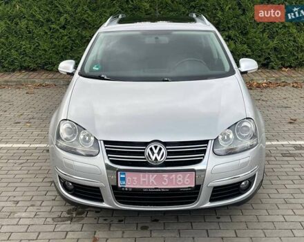 Серый Фольксваген Гольф, объемом двигателя 1.4 л и пробегом 214 тыс. км за 6200 $, фото 1 на Automoto.ua