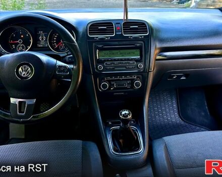 Серый Фольксваген Гольф, объемом двигателя 1.6 л и пробегом 340 тыс. км за 7600 $, фото 8 на Automoto.ua
