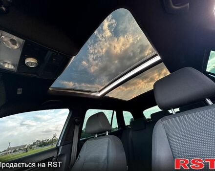 Серый Фольксваген Гольф, объемом двигателя 1.6 л и пробегом 340 тыс. км за 7600 $, фото 4 на Automoto.ua