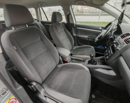 Серый Фольксваген Гольф, объемом двигателя 1.4 л и пробегом 245 тыс. км за 6200 $, фото 21 на Automoto.ua