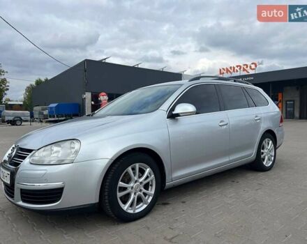 Серый Фольксваген Гольф, объемом двигателя 1.39 л и пробегом 330 тыс. км за 5999 $, фото 1 на Automoto.ua